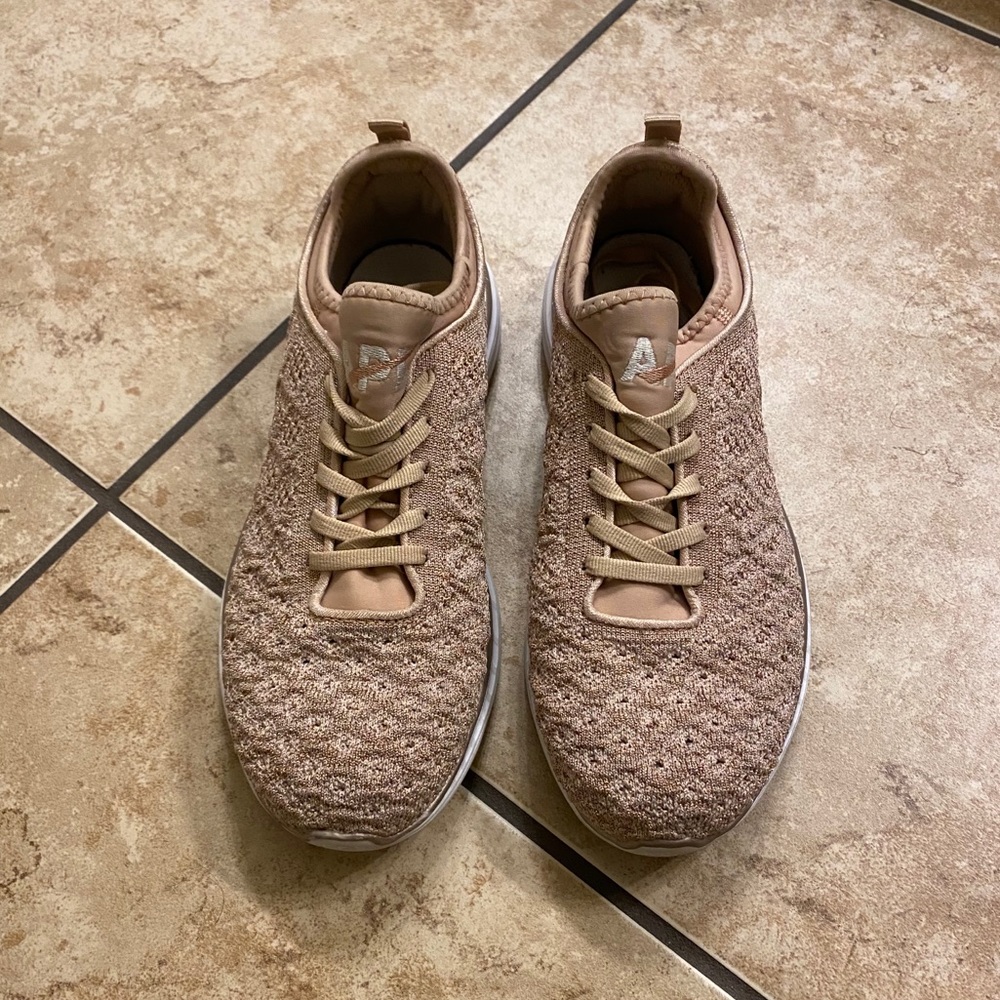 Women’s APL Size 8 Running Shoes